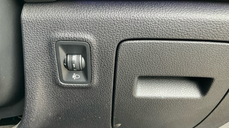 MG HS 1.5 T-GDI Trophy 5dr Petrol Hatchback